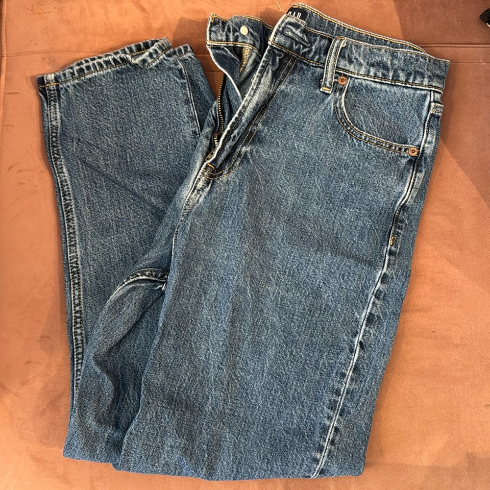 GAP high rise mom jeans size 8